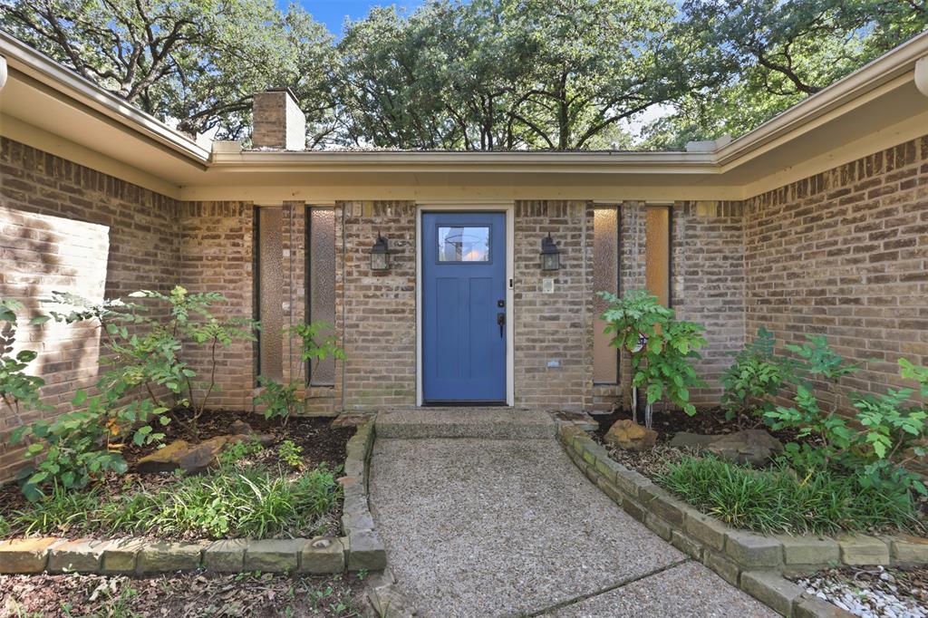 2108 Edgewood Court