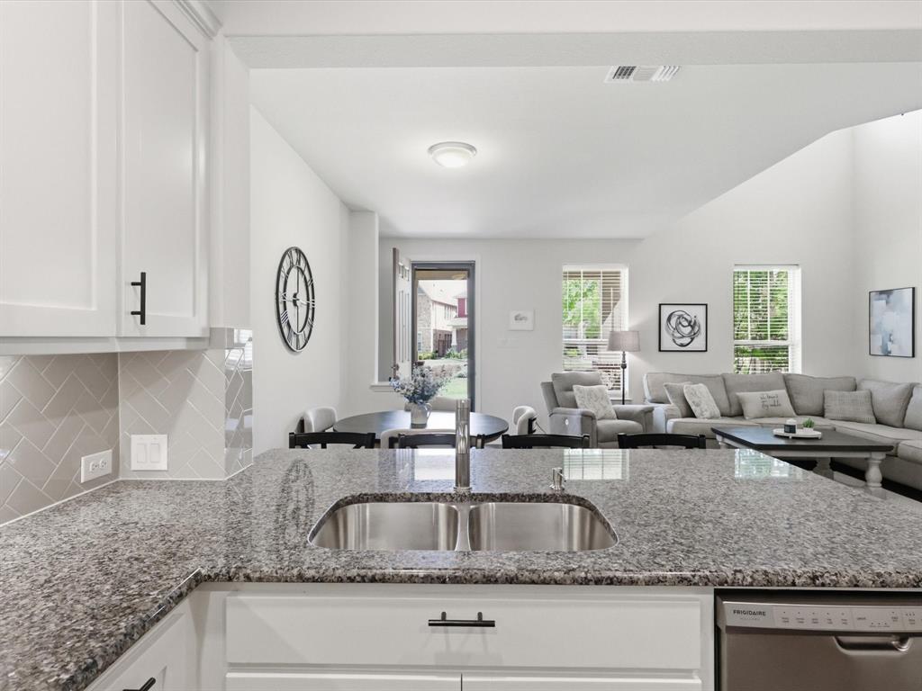 Viridian Village 2f - Residential