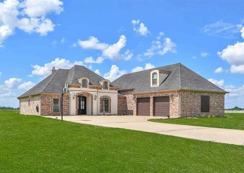 Photo of 10960 Sheila Court, Beaumont, TX 77705 (MLS # 21210722)