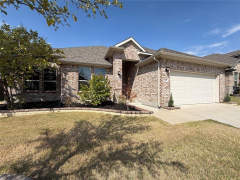 Tiny photo for 5417 Highview Court, Haltom City, TX 76137 (MLS # 21400434)
