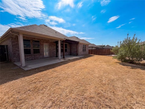 Tiny photo for 5417 Highview Court, Haltom City, TX 76137 (MLS # 21400434)