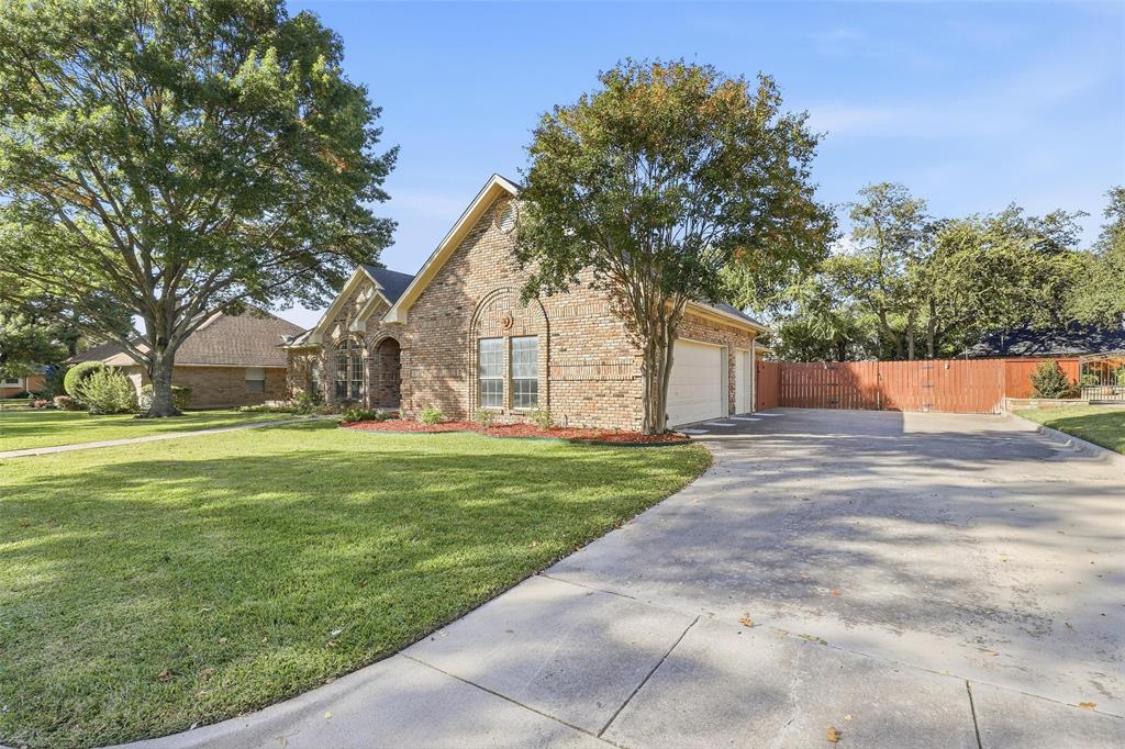 3924 Snow Creek Drive