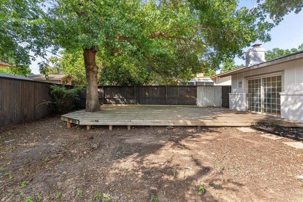Photo of 2809 Olympia Drive, Arlington, TX 76013 (MLS # 21306632)