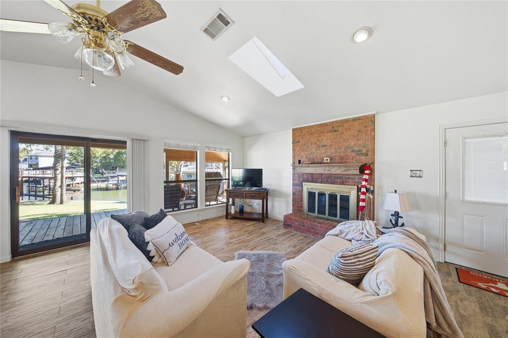 Villa Cove - Residential