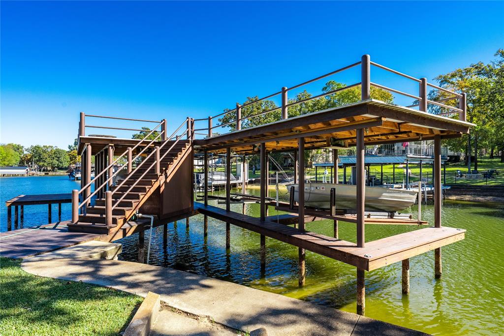 Villa Cove - Residential