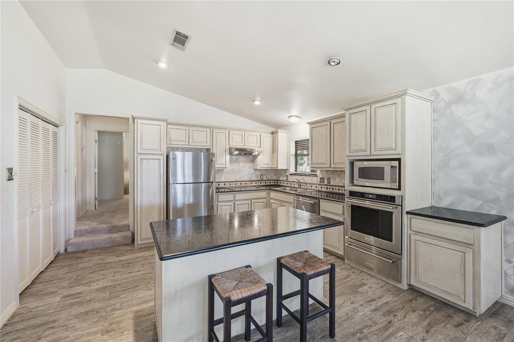 Villa Cove - Residential