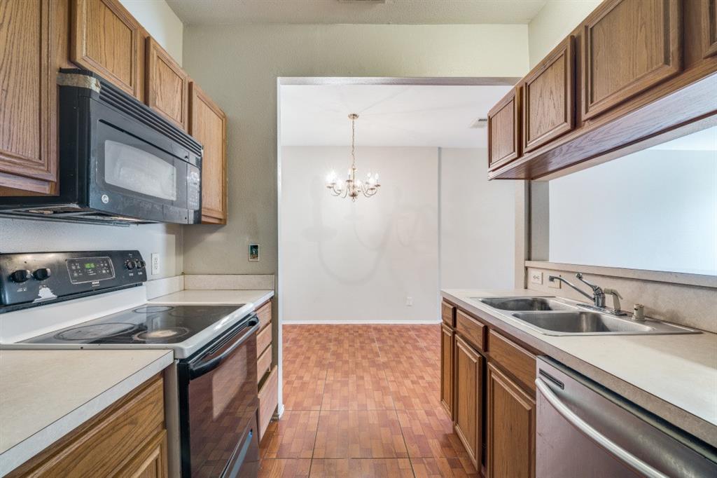 Pickett Place - Residential Lease