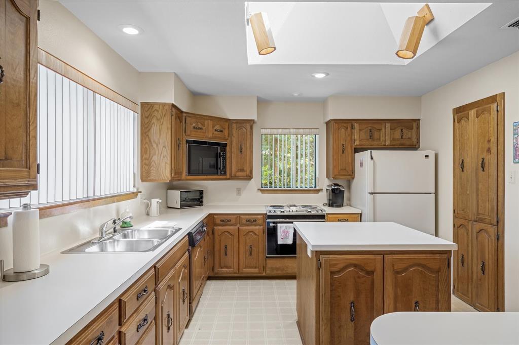 Holly Lake Ranch - Residential