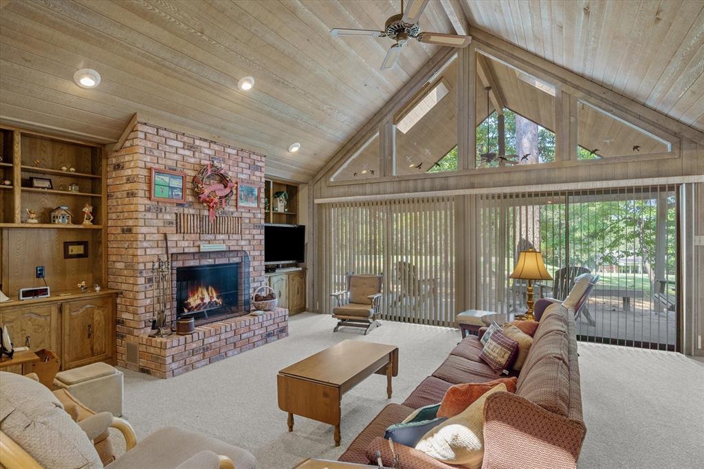 Holly Lake Ranch - Residential