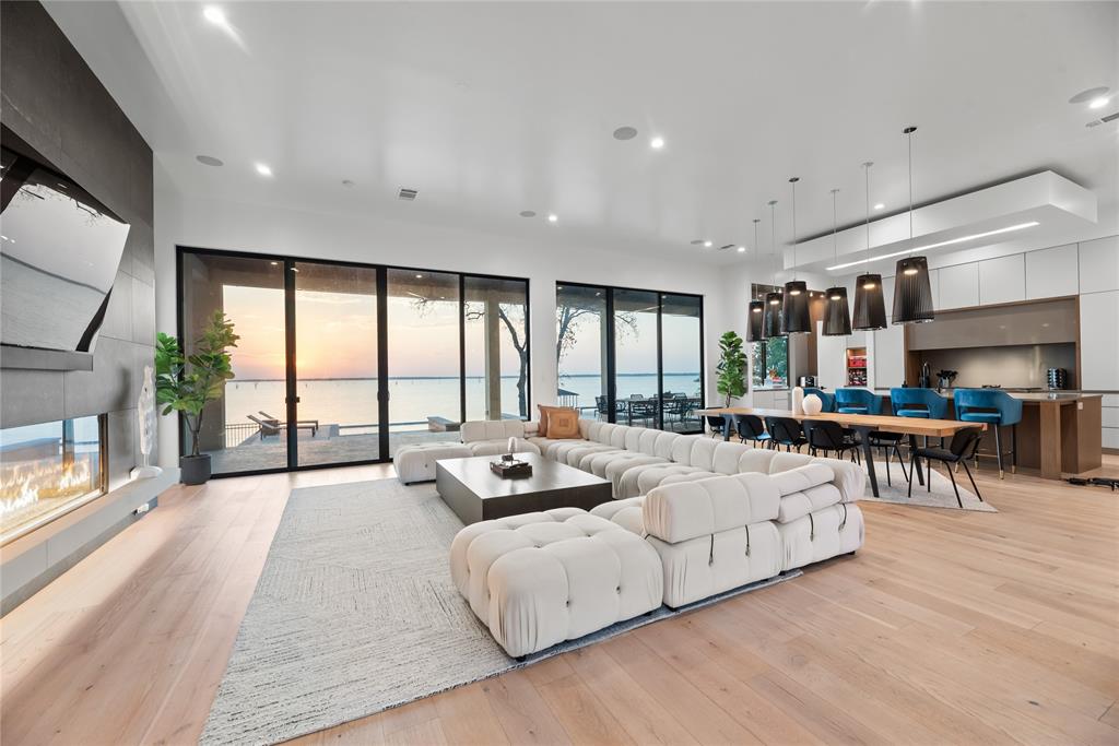 Admiral Shores - Residential