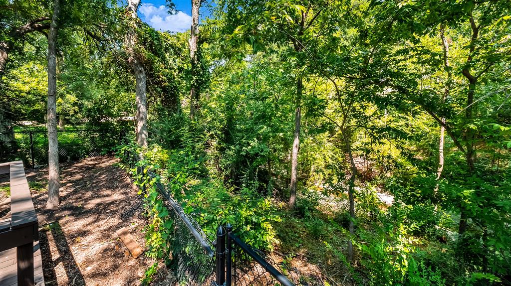 Club Country - Residential Lease