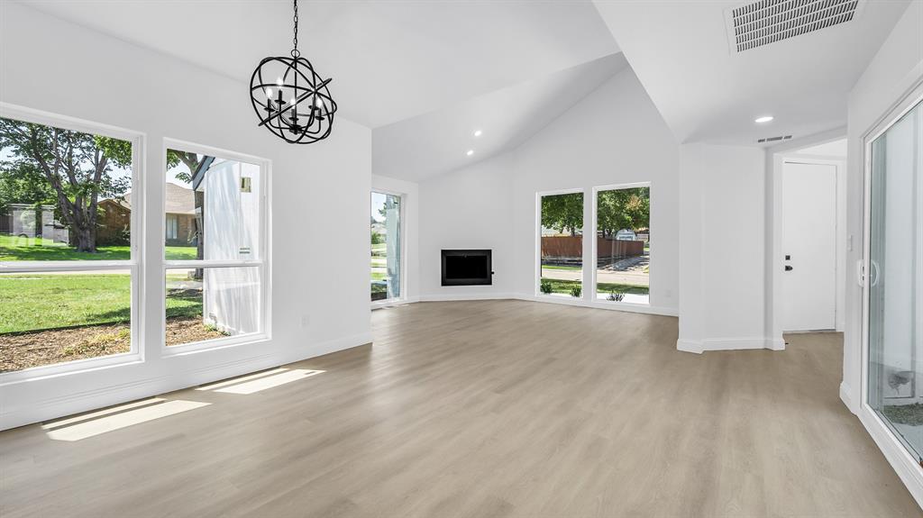 Club Country - Residential Lease