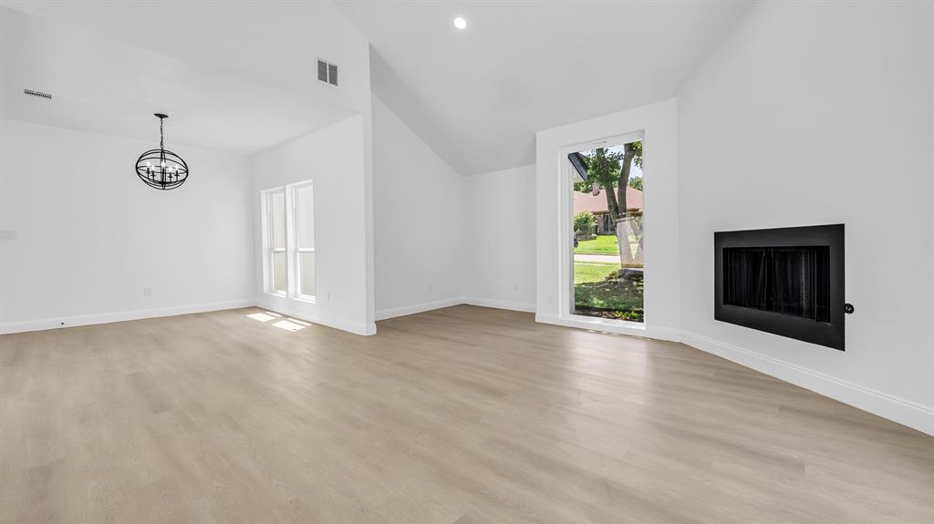 Club Country - Residential Lease