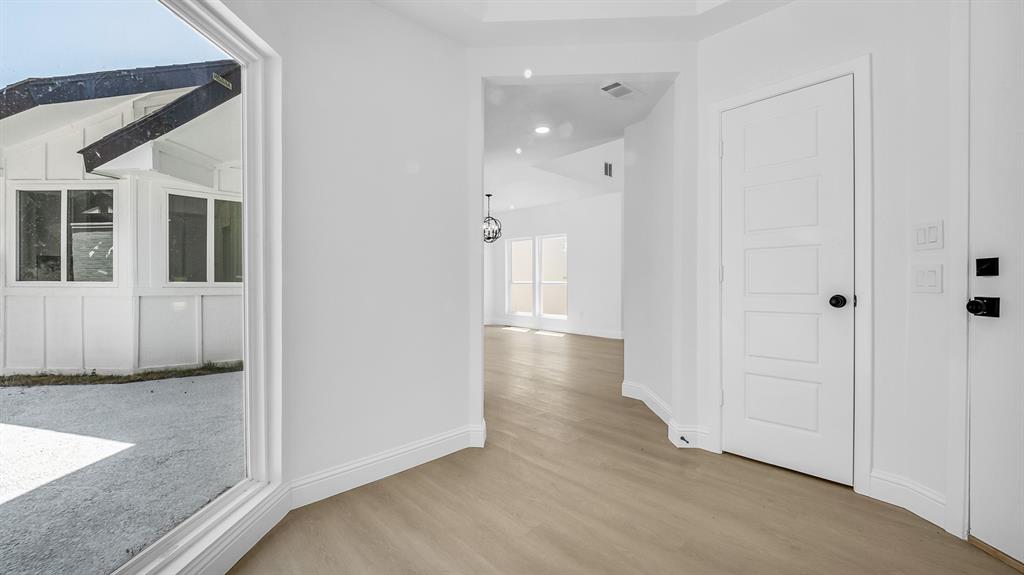 Club Country - Residential Lease