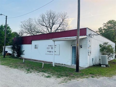 Photo of 11158 Fm 751, Quinlan, TX 75474 (MLS # 21229129)