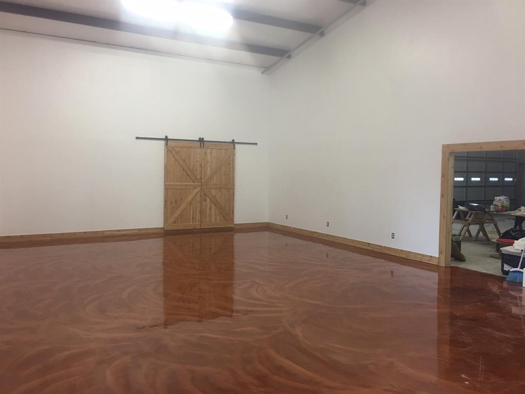 Cash Bus Park Ph 1 - Commercial Sale