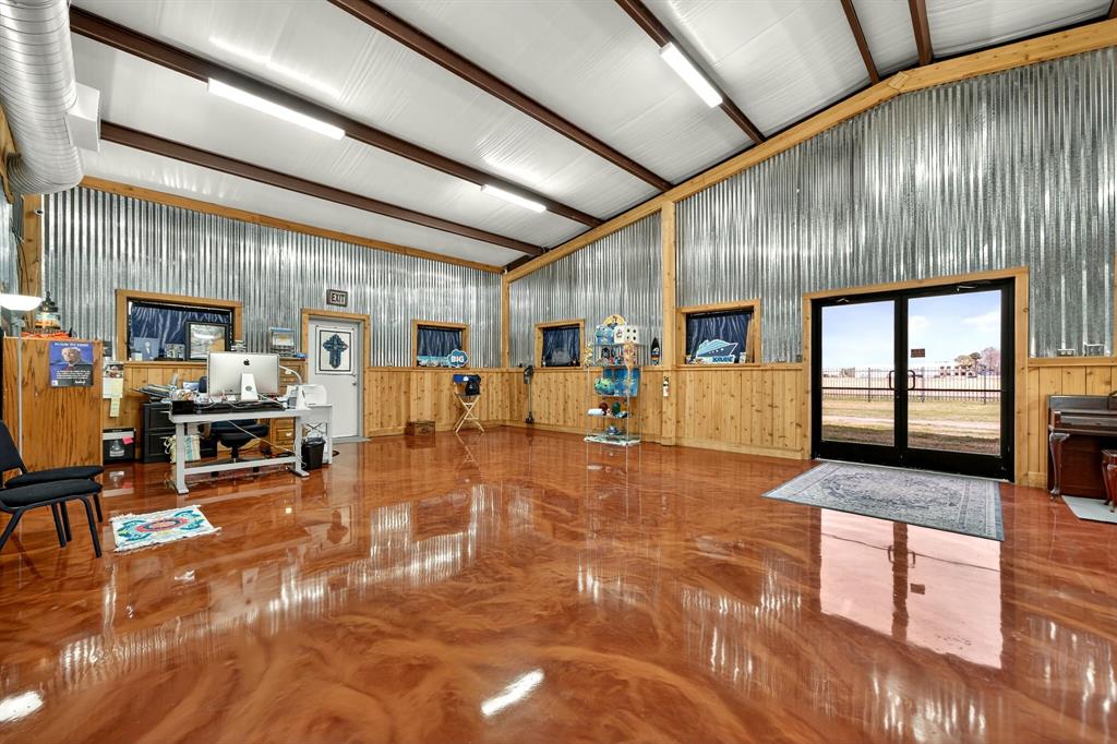 Cash Bus Park Ph 1 - Commercial Sale