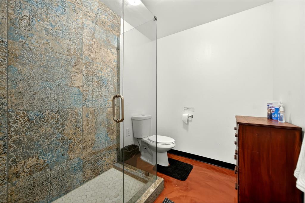 Cash Bus Park Ph 1 - Commercial Sale