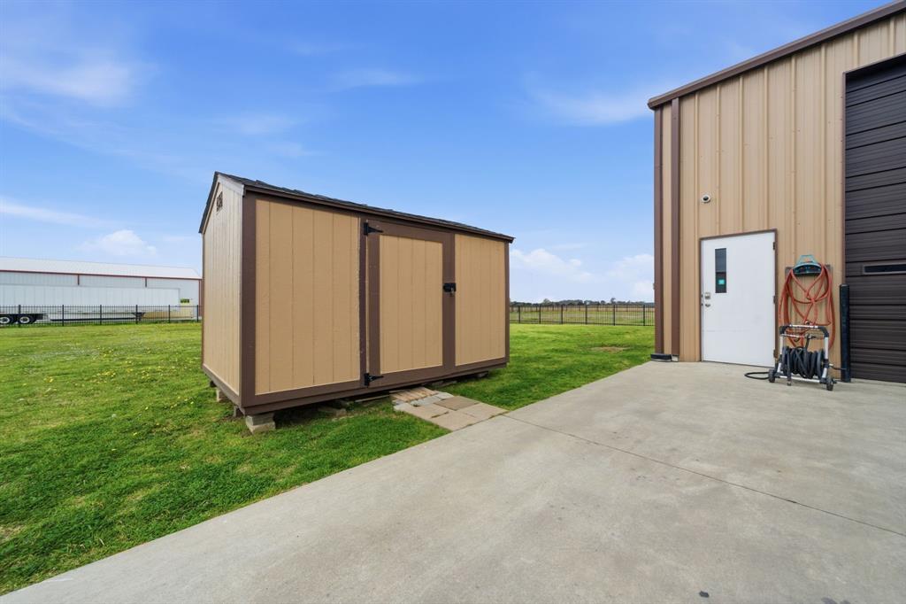 Cash Bus Park Ph 1 - Commercial Sale