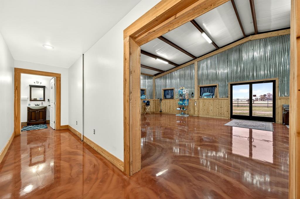 Cash Bus Park Ph 1 - Commercial Sale