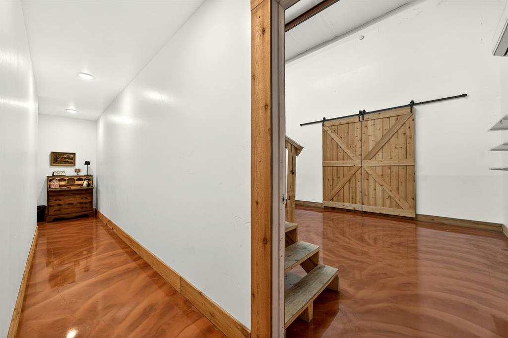 Cash Bus Park Ph 1 - Commercial Sale