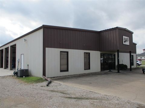 1174 E LENNON Drive Emory TX 75440