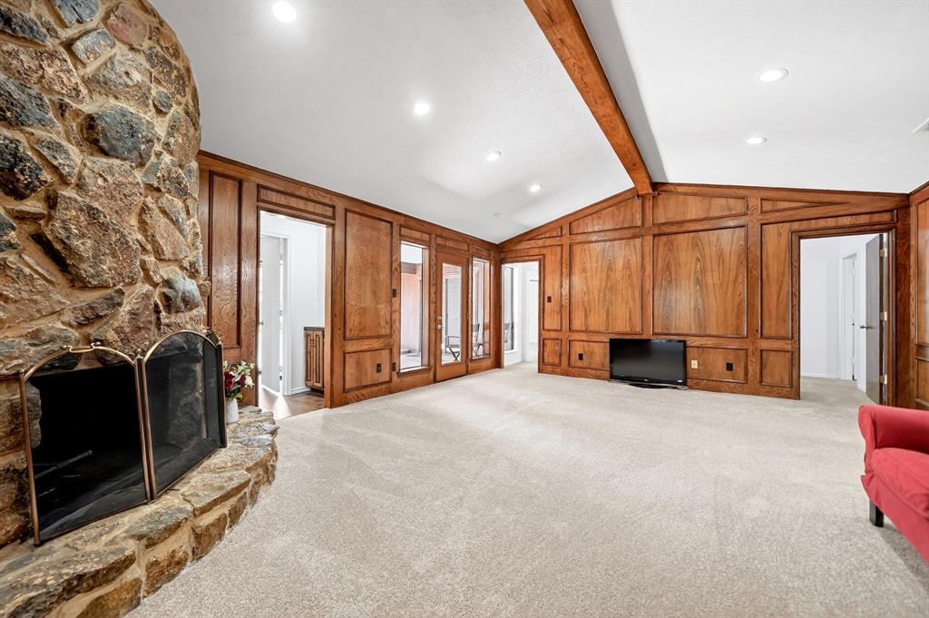 216 Hemlock Drive