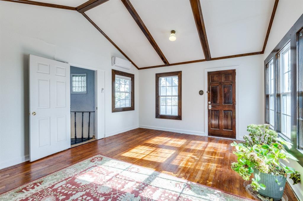 Chamberlain Arlington Heights 1st - Residential Lease