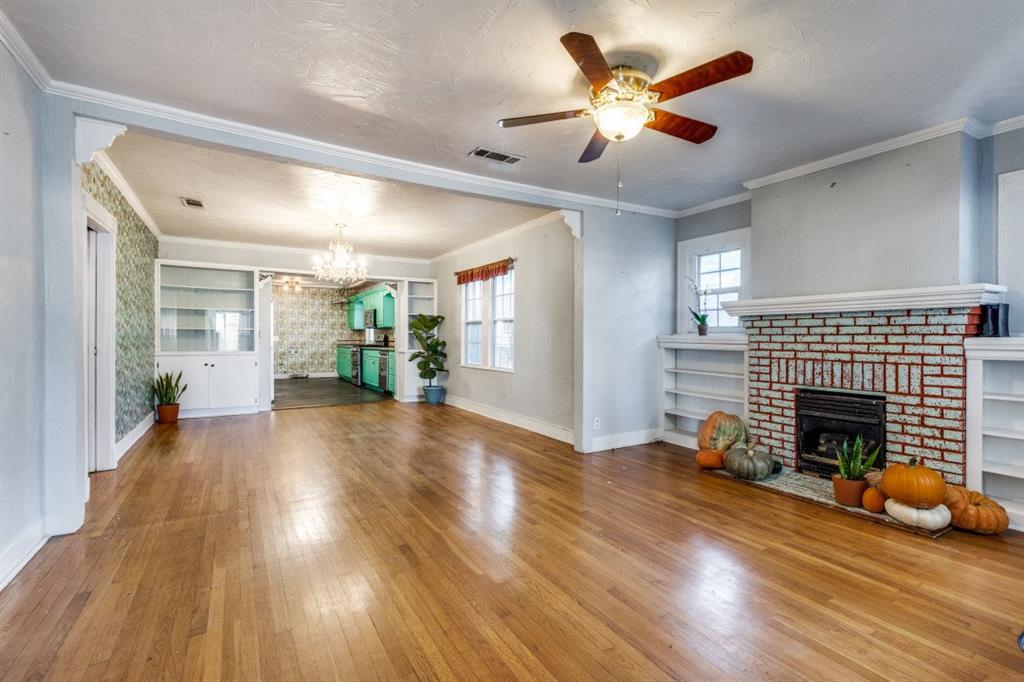 Chamberlain Arlington Heights 1st - Residential Lease