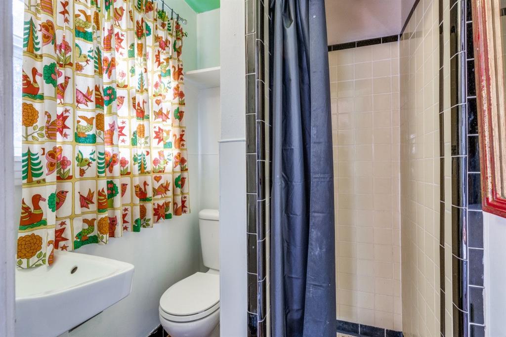 Chamberlain Arlington Heights 1st - Residential Lease