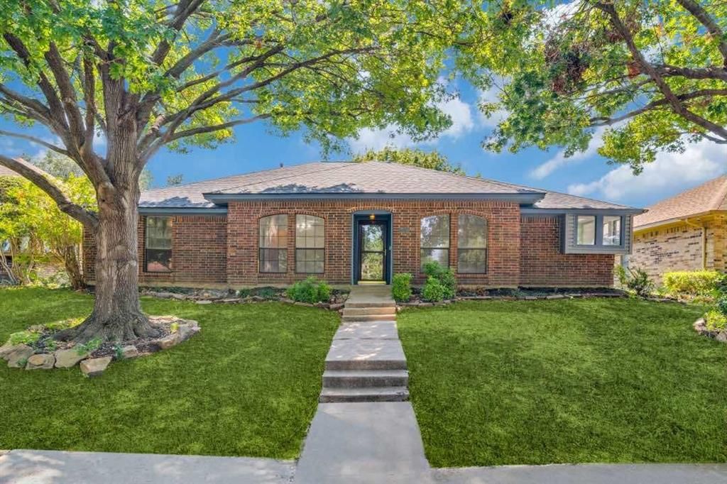 Photo of 4421 Seedling Lane, Mesquite, TX 75150 (MLS # 21226331)