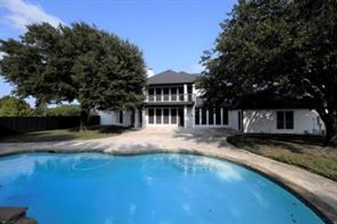 A home in Waxahachie