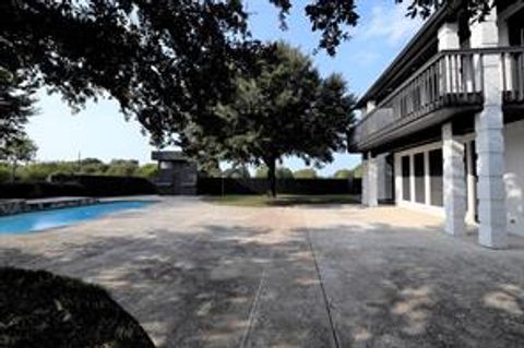 A home in Waxahachie