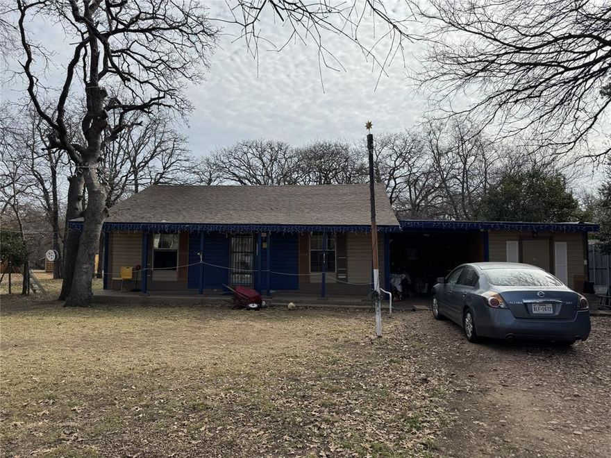 Charming Fixer-Upper Near Lake Arlington

Opportunity is knocking! This charming fixer-upper is nestled in a well-established, family-friendly neighborhood just minutes from beautiful Lake Arlington.

Situated on a manageable lot, this property offers a wonderful canvas for someone with vision. Whether you're an investor looking for your next project or a buyer ready to create a home tailored to your personal style, this home has incredible potential.

The layout provides a solid foundation to build on, with spaces ready to be refreshed and reimagined. With a little TLC and thoughtful updates, this property could truly shine. The yard offers space for outdoor enjoyment, gardening, or enhancing curb appeal to match the charm of the neighborhood.

Enjoy the convenience of nearby amenities, schools, shopping, and easy access to Lake Arlington for boating, fishing, walking trails, and weekend relaxation.

If you’ve been searching for an opportunity to build equity in a desirable location close to the lake, this could be the one.
Arlington is known for its major entertainment and sports attractions, including theme parks, professional sports stadiums, outdoor parks and trails, and other family-friendly activities — all within a short drive.

Buyer and buyer’s agent to verify all information.