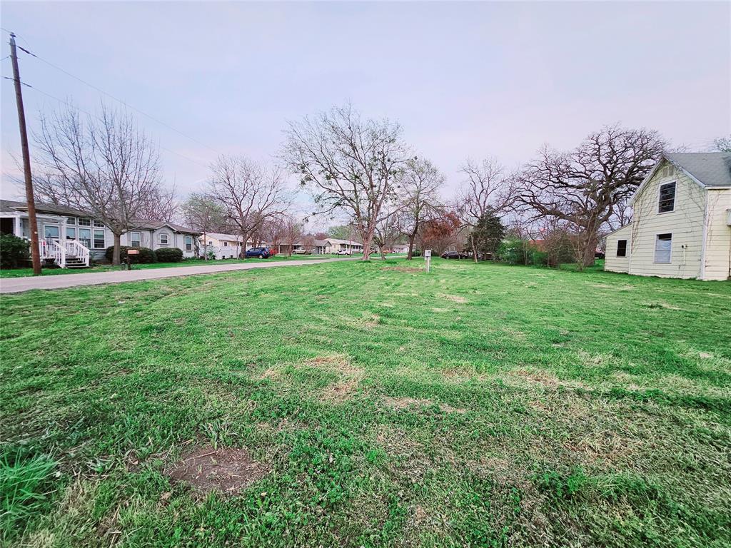 ORIG TOWN OF QUINLAN - Land