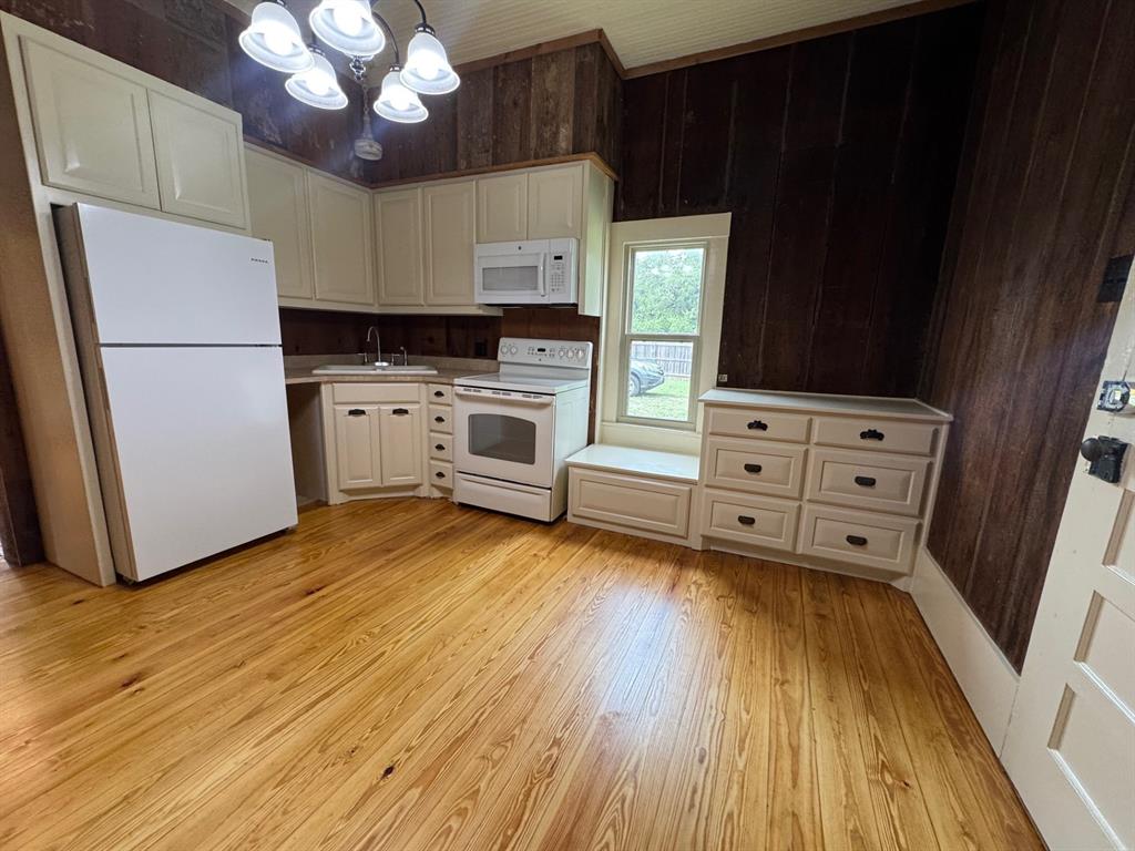 Mary Wood - Residential