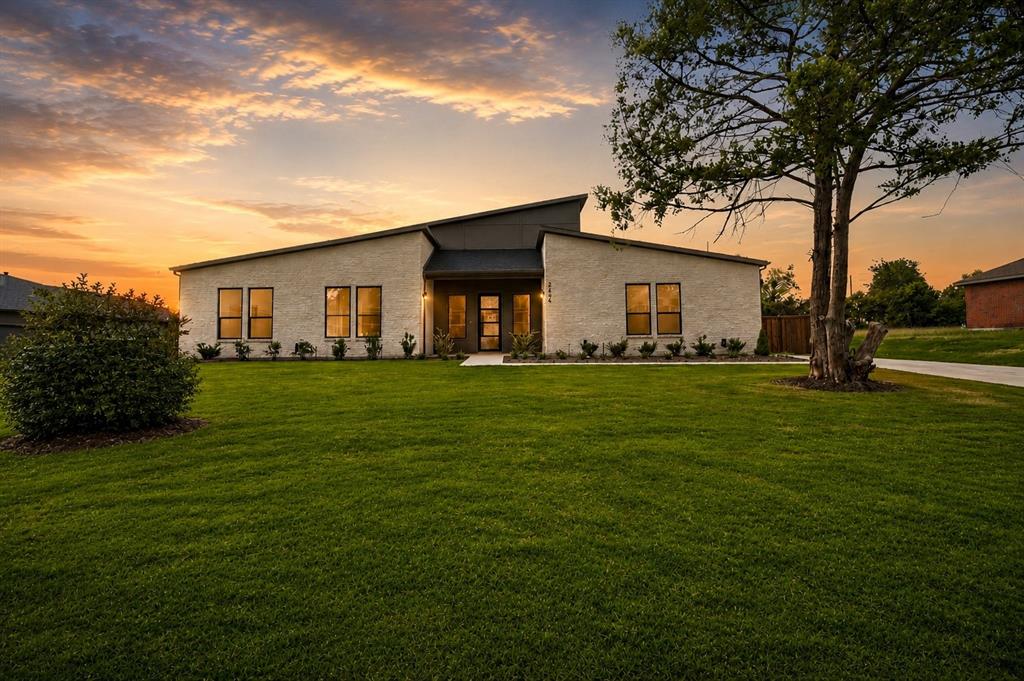 2634 Bainbridge Drive