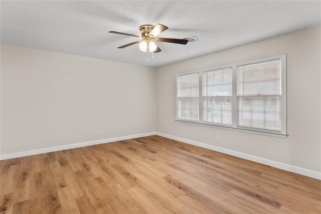 1425 Crow Drive