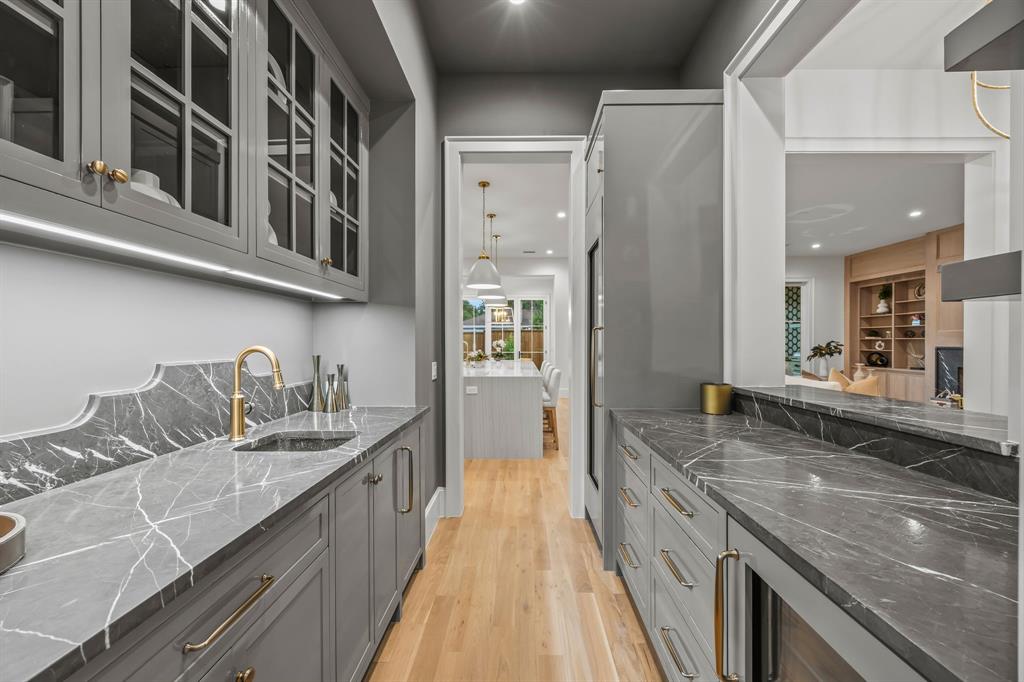 Williamson-Caruth Terrace 4 - Residential