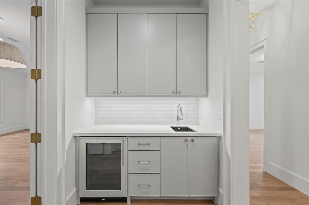 Williamson-Caruth Terrace 4 - Residential