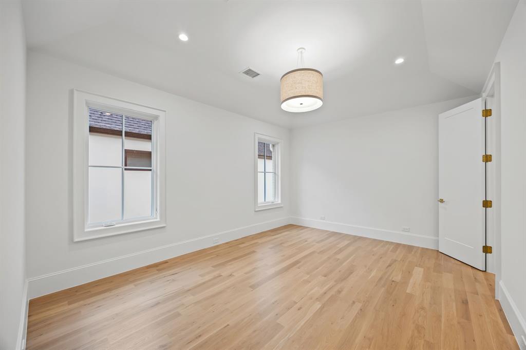 Williamson-Caruth Terrace 4 - Residential