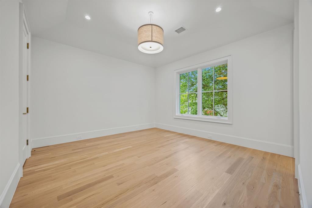 Williamson-Caruth Terrace 4 - Residential