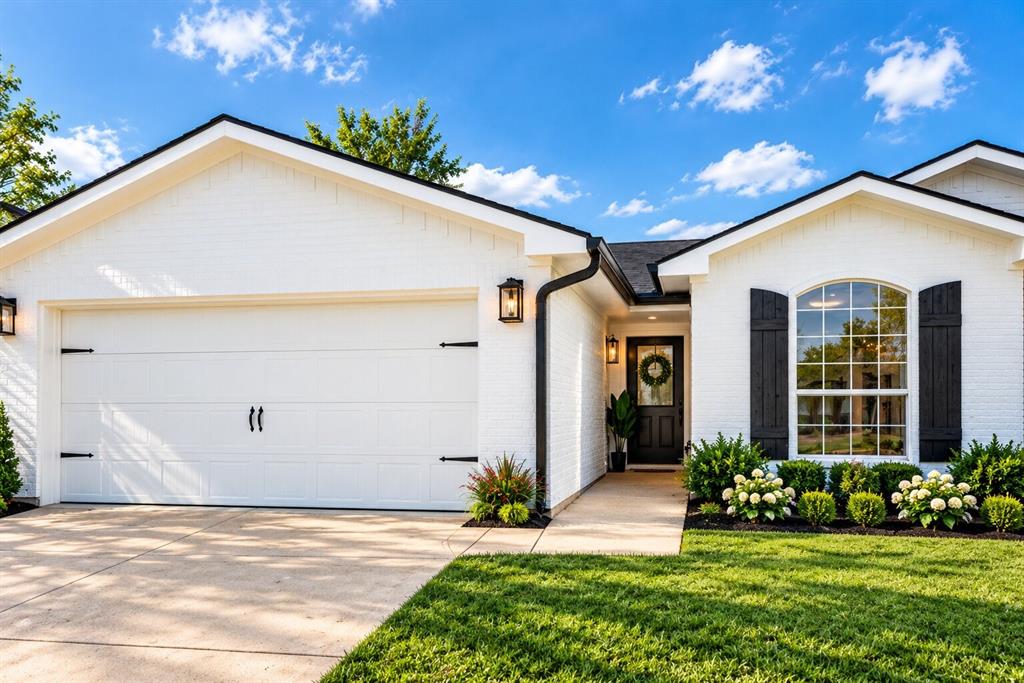 9415 Mayblossom Way