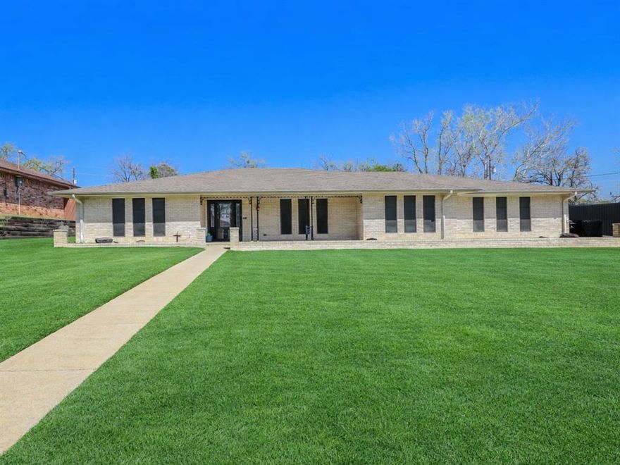 ***PRIVATE GUEST SUITE AND A POOL ON LARGE LOT IN ESTABLISHED NEIGHBORHOOD***
Step inside and feel the space unfold around you—rooms that invite connection, yet offer just the right amount of separation for everyday living.
***
Just off the entry, the first of two living areas welcomes you in—a flexible space perfect for a quiet retreat, home office, or additional gathering area. As you move deeper into the home, the layout opens up into the main living room, where natural light and open sightlines create a comfortable, inviting place to relax and entertain.
***
The kitchen sits at the center of it all, seamlessly connected to both the main living space and the dining area tucked just beyond—making it easy to host, gather, and stay part of the conversation. Nearby, the breakfast nook offers a more casual setting for mornings, coffee, and everyday moments.
***
As you continue through the home, the flexibility of the layout becomes clear. A dedicated mother-in-law suite provides the perfect setup for guests, extended family, or a private space of your own.
***
And then—step outside. >>>
The backyard transforms into your own personal escape, with a pool that becomes the heart of summer—weekends spent outside, evenings that stretch a little longer, and a space designed for both relaxing and entertaining.
***
This is a home that flows effortlessly, lives comfortably, and gives you the space to truly settle in.
***
Contact agent for private tour.