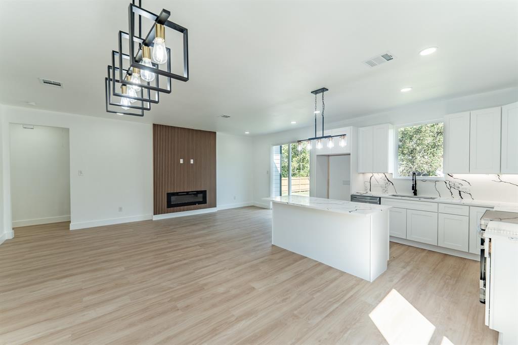 Sulphur Springs - Residential