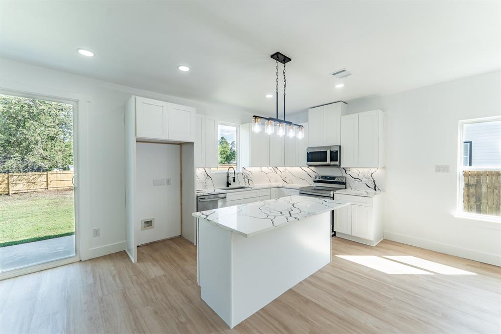 Sulphur Springs - Residential