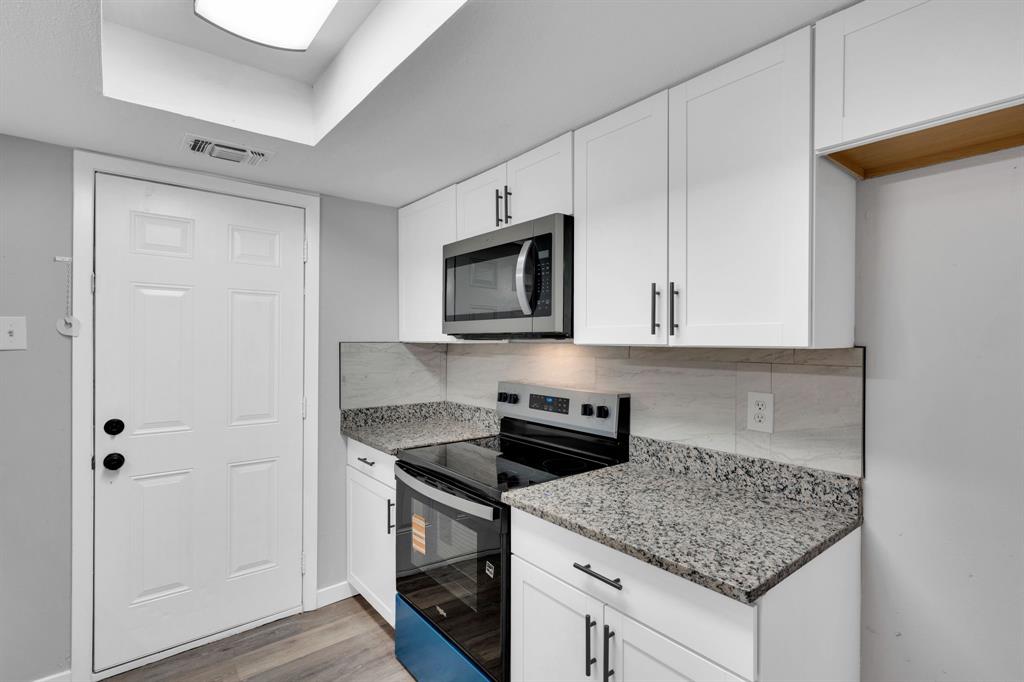 125 W Mountain Creek Drive 16