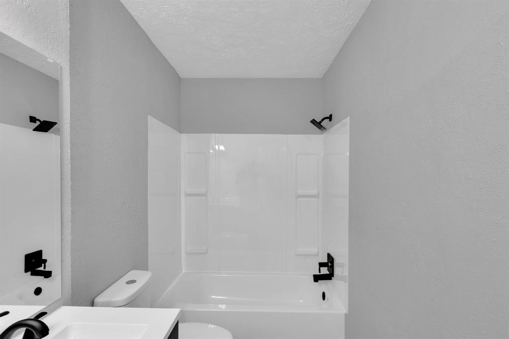 Mountain Creek Twnhs - Residential