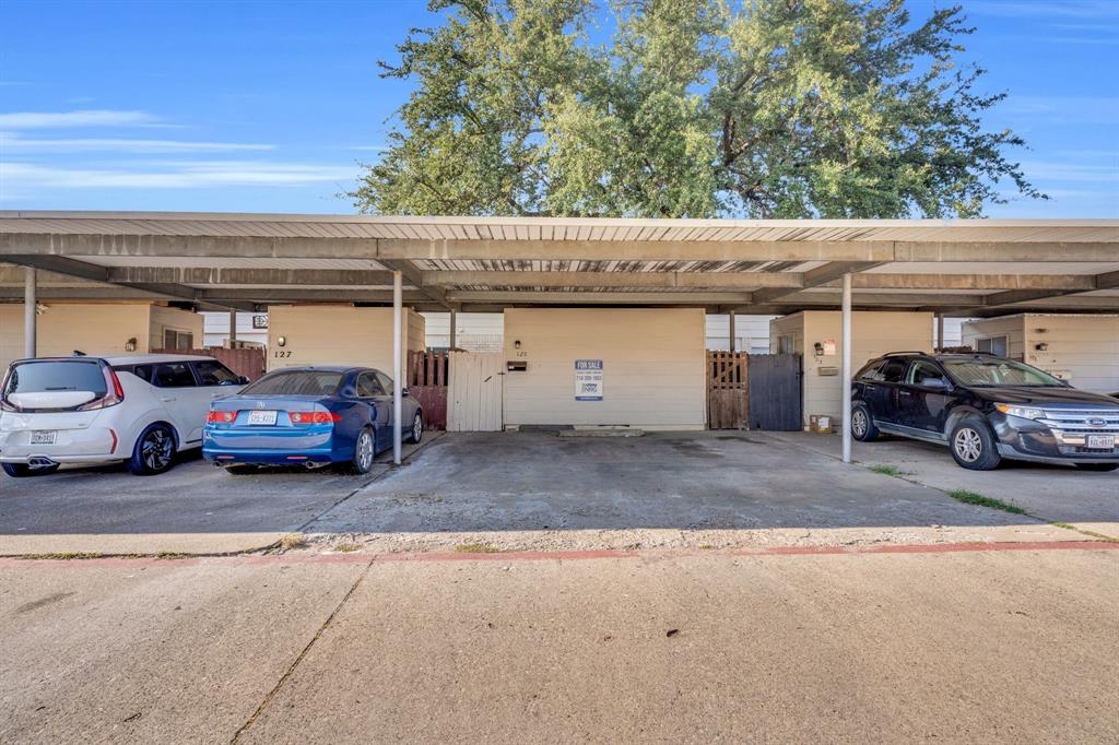 Mountain Creek Twnhs - Residential