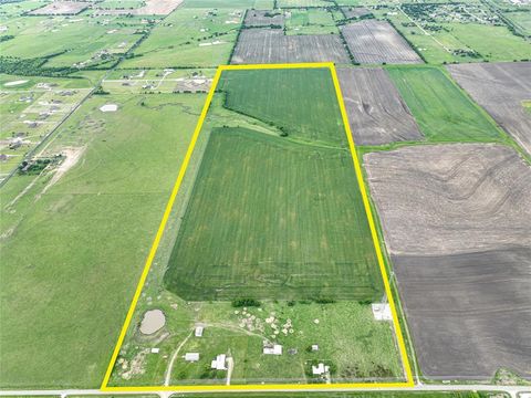 Photo of 000 Chisam Road, Sanger, TX 76266 (MLS # 21311380)